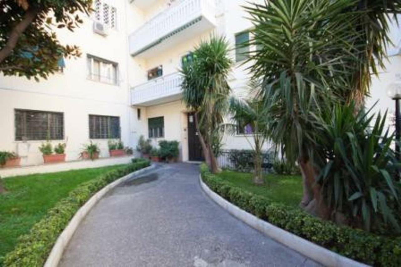 Easylife Apartamento Roma Exterior foto